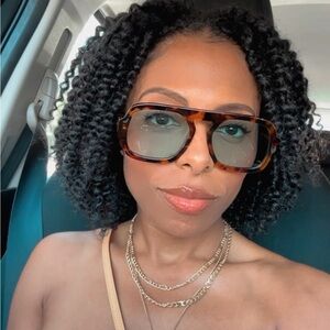 Meet your Posher, Rashada